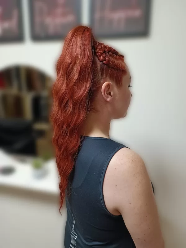 Aste ar lokām Anna/Barbie no 80 EUR